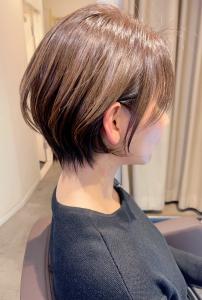 神戸ボブ・神戸ショートボブ。神戸白髪ぼかし・白髪ぼかしカラー - BONNY COUTURE 【ボニークチュール】掲載