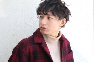 大人気束感高透明度ミディアムショート - Logic掲載