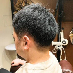 【ビジネスマン向け】刈り上げショート - men's hair salon clarens掲載