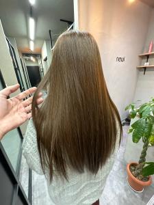 オリーブベージュ - newi hair&treatment 秋田掲載