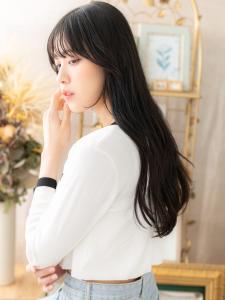 パープルブラック無造作波巻きレイヤーロング アッシュブラック - COVER HAIR & SPA bliss 浦和西口店【カバー ヘア アンド スパ ブリス】掲載