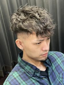 スキンフェードスペインカール - ヒロ銀座ヘアーサロン 新橋 銀座口店掲載