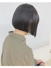 愛されショートボブ艶髪くびレイヤーエモージュピンクベージュ - QUALIS 赤塚店掲載