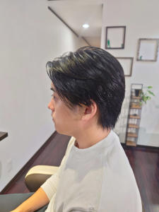 センターパートのビジネススタイル - HAIR TACK掲載