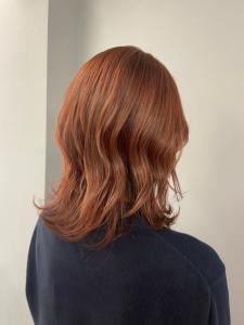 くびれミディアムウルフレイヤーカットオレンジブラウン三茶 - 全席個室サロン N° aria 三軒茶屋掲載