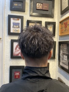フェードスパイキーショート - ヒロ銀座 大阪本店掲載