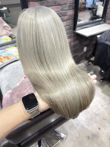 【pignon】髪質改善　ホワイトベージュ ハイトーンカラー - pignon 福岡大名店掲載