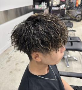 【ハイライト×ツイストスパイラル】王道刈り上げマッシュ - Men's salon RISE TOKYO 渋谷店掲載