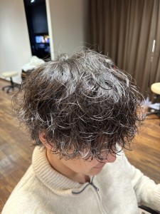 メンズウルフスタイルにも波巻パーマ♪ - RUNSO 北千住掲載