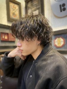 ツイストスパイラルパーマ×センターパート - ヒロ銀座 大阪本店掲載
