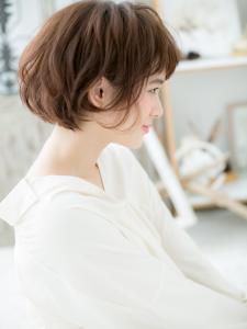 インナーカラーアシンメトリーオン眉ショート　ボブパーマ - mod's hair【モッズヘア】越谷/越谷西口店掲載
