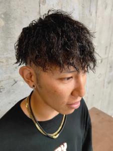 メンズショート　ツーブロック　ツイストパーマ　爽やか　黒髪 - MEN'S SALON alfRed 平針店掲載