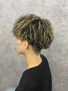 【ハイライトツイストスパイラル】束感マッシュパーマスタイル！ - Men's SALON RISE TOKYO 土浦店掲載