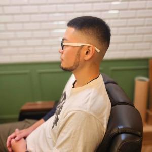 クロップ×スキンフェード<理容室> - Y's BARBER GINZA 御茶ノ水店掲載