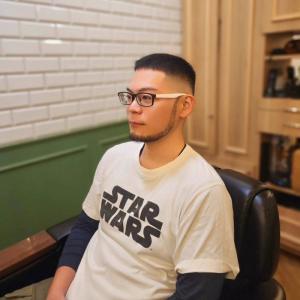 クロップ×スキンフェード<理容室> - Y's BARBER GINZA 御茶ノ水店掲載