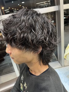 メンズ波巻きパーマ　ウルフスタイル - Prism掲載