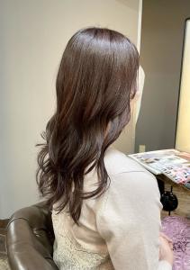 ロゼピンクベージュカラー・ゆるウェーブロング - hair＆make egerie掲載