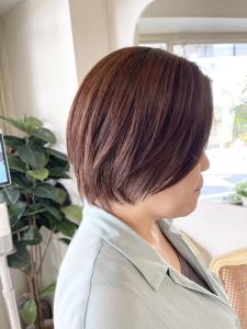 大人可愛いシンプルショートボブ前髪なし前下がり丸みショート - CHAINON掲載