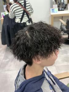 縦落ちツイストパーマ