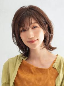 ウルフミディアム - HAIR & MAKE EARTH 市ヶ谷店掲載