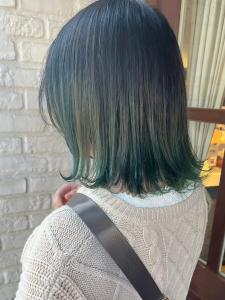 ニュアンスカラー　ハイトーンカラー　外ハネボブ　グリーン - Oggi 西新店掲載