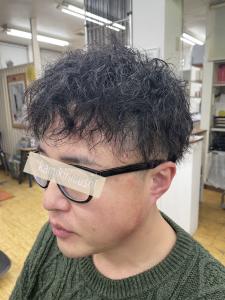 ツイストスパイラルパーマ - CUT CLUB 髪切虫掲載
