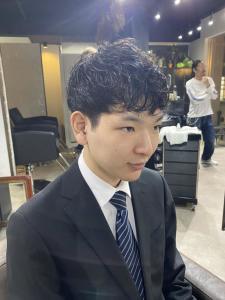  ハイライト マッシュパーマ ウルフ アッシュブラック - ARCANA 明治神宮前 表参道 原宿掲載