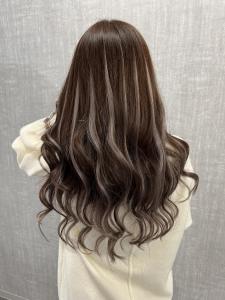 シルバーハイライトでギャルスタイル★ - Lanisis Hair掲載
