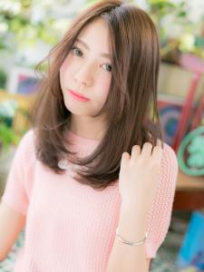  センターパート♪ナチュラルスイートストレート　アースカラー - COVER HAIR & SPA bliss 浦和西口店【カバー ヘア アンド スパ ブリス】掲載