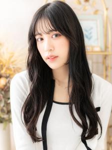 パープルブラック無造作波巻きレイヤーロング　アッシュブラック - COVER HAIR bliss 上尾西口店掲載