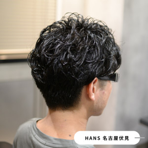 ビジネスシーンにも溶け込むメンズパーマスタイル - HANS 名古屋 伏見掲載