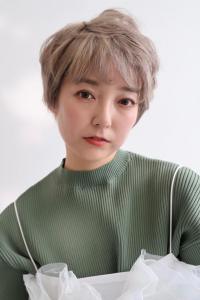ホワイトミルクティーベージュ - Hair make powder天王寺寺田町店掲載