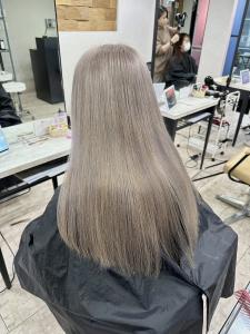 ミルクティーグレージュロングレイヤー所沢新所沢 - agir hair 所沢 【アジールヘア】 所沢プロペ通り店掲載