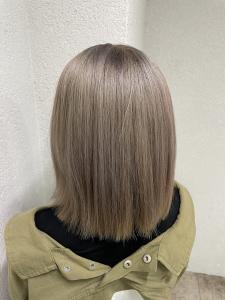 ミルクティーグレージュ切りっぱなしボブ所沢新所沢 - agir hair 所沢 【アジールヘア】 所沢プロペ通り店掲載