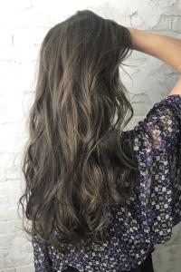 アッシュグレージュロングレイヤー所沢新所沢 - agir hair 所沢 【アジールヘア】 所沢プロペ通り店掲載
