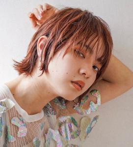 透け感くせ毛風外ハネミディアムウルフヘア20代30代40代 - hair garden Rold掲載