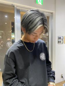 ハイライト マッシュパーマ ウルフ アッシュブラック - ARCANA 明治神宮前 表参道 原宿掲載