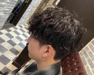 ツイストスパイラルパーマ - Million Bucks Barbershop 御徒町店掲載
