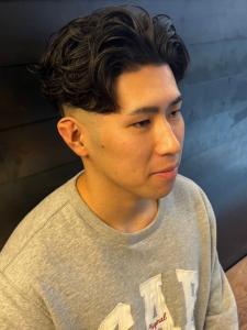 ラルフカール　フェードカット　センターパート - THIS IS BARBER 2nd掲載