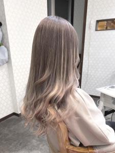 柔らかシルバー - Bulansis Hair掲載
