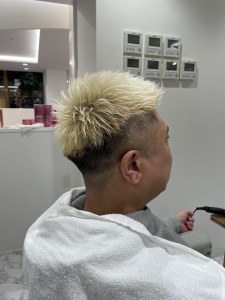 ハイトーン×ツーブロスタイル - e.m.a PREMIUM BEAUTY SALON掲載