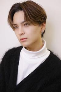 ツイストスパイラル波打ちスパイラルセンターパート刈り上げ束感 - メンズヘア整形サロン GOALD 渋谷本店掲載