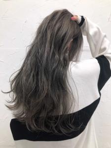 オリーブアッシュレイヤーカットくびれウルフカーキ【原宿】 - prize 表参道/原宿店【プライズ】掲載
