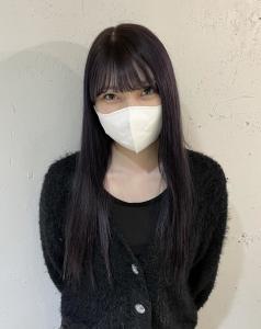 黒髪グレーベージュレイヤーロング前髪パーマ アッシュブラック - ARCANA 明治神宮前 表参道 原宿掲載
