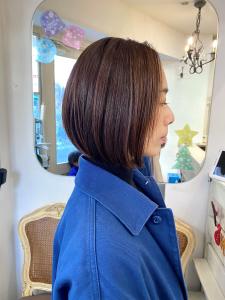 丸みあるグラボブ平行レングスではねない上品ヘア世田谷区美容室 - CHAINON掲載