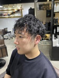 ハイライト マッシュパーマ ウルフ アッシュブラック - ARCANA 明治神宮前 表参道 原宿掲載