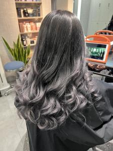 強めギャル！シルバーグラデーション！ - Lanisis Hair掲載