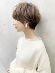 大人可愛い前髪ありのひし形マッシュショートパーマ20代30代 - &STORIES掲載
