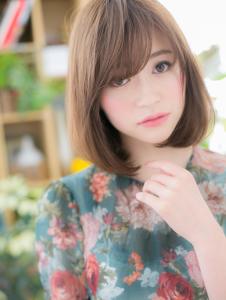 大人かわいい斜めバングくすみカラー小顔ロブ　グレーベージュ - COVER HAIR & SPA bliss【カバーヘア アンド スパ ブリス】浦和/浦和西口店掲載