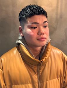 スキンフェード　クロップスタイル　ツーブロック　黒髪 - 完全個室 THIS IS BARBER 3rd掲載